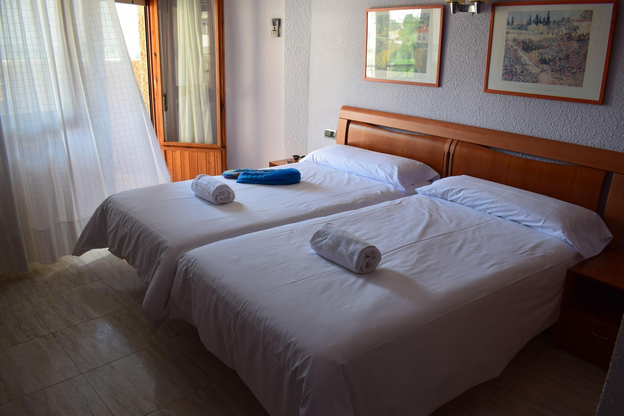 Hotel Restaurante Felipe II (Adults Only) อัยนา ภายนอก รูปภาพ