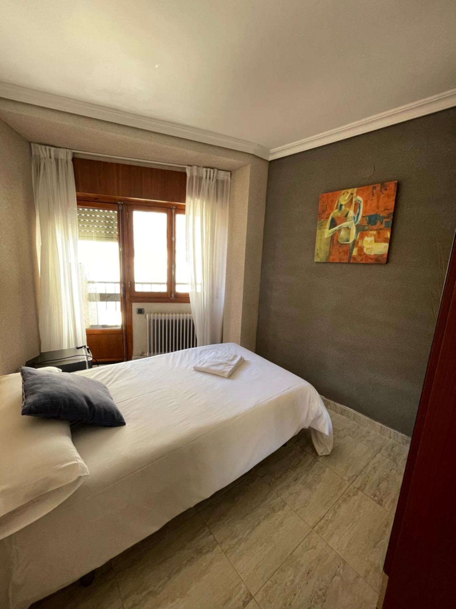 Hotel Restaurante Felipe II (Adults Only) อัยนา ภายนอก รูปภาพ