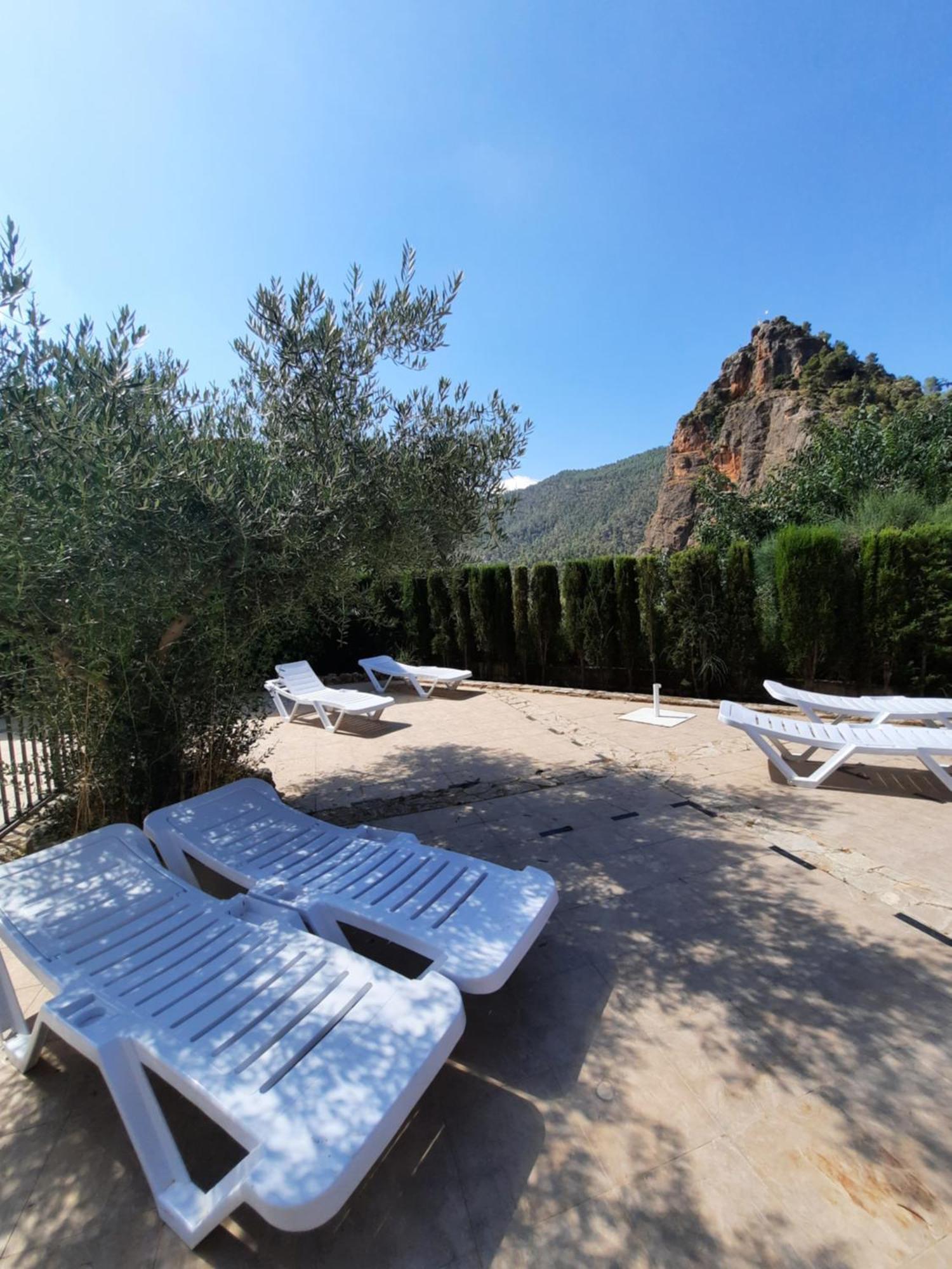 Hotel Restaurante Felipe II (Adults Only) อัยนา ภายนอก รูปภาพ
