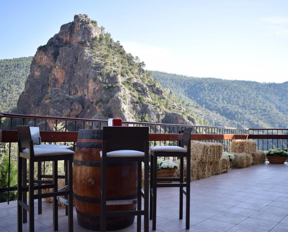 Hotel Restaurante Felipe II (Adults Only) อัยนา ภายนอก รูปภาพ